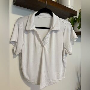 Old Navy Active. Cropped white polo. Size xl. Tags cut out.